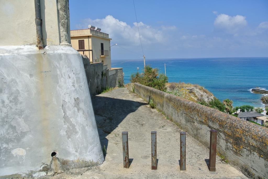 La Perla Del Tirreno Bed & Breakfast Tropea Exterior foto